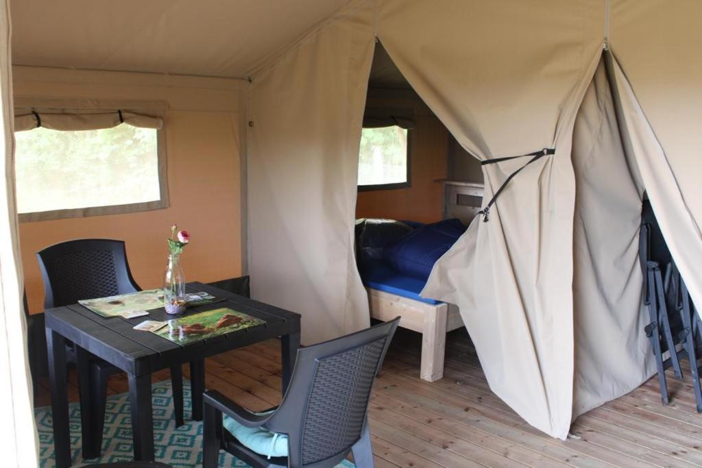 Oldemarkt Camping De Waterbuffelfarm חדר תמונה